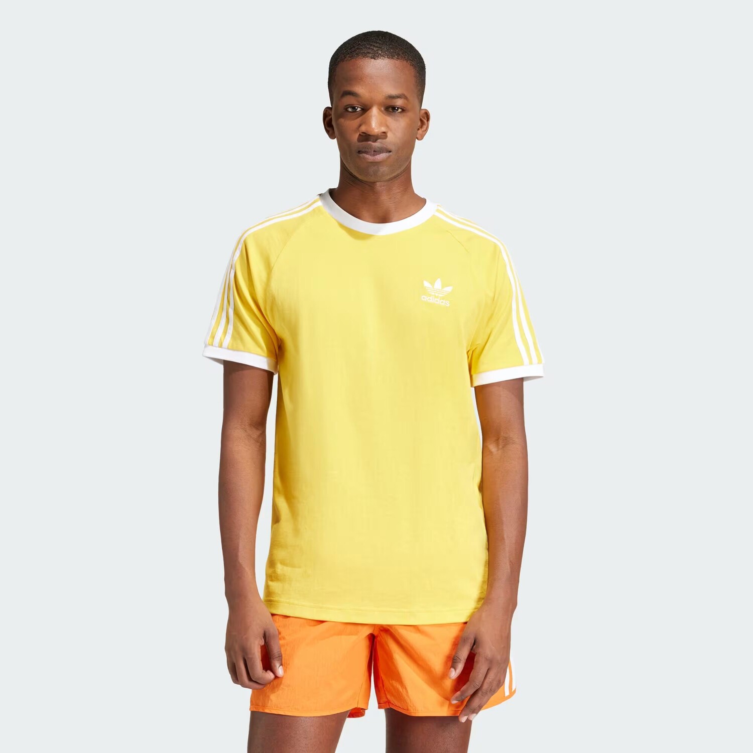 

Футболка Adicolor Classics с 3 полосками Adidas, цвет Bold Gold