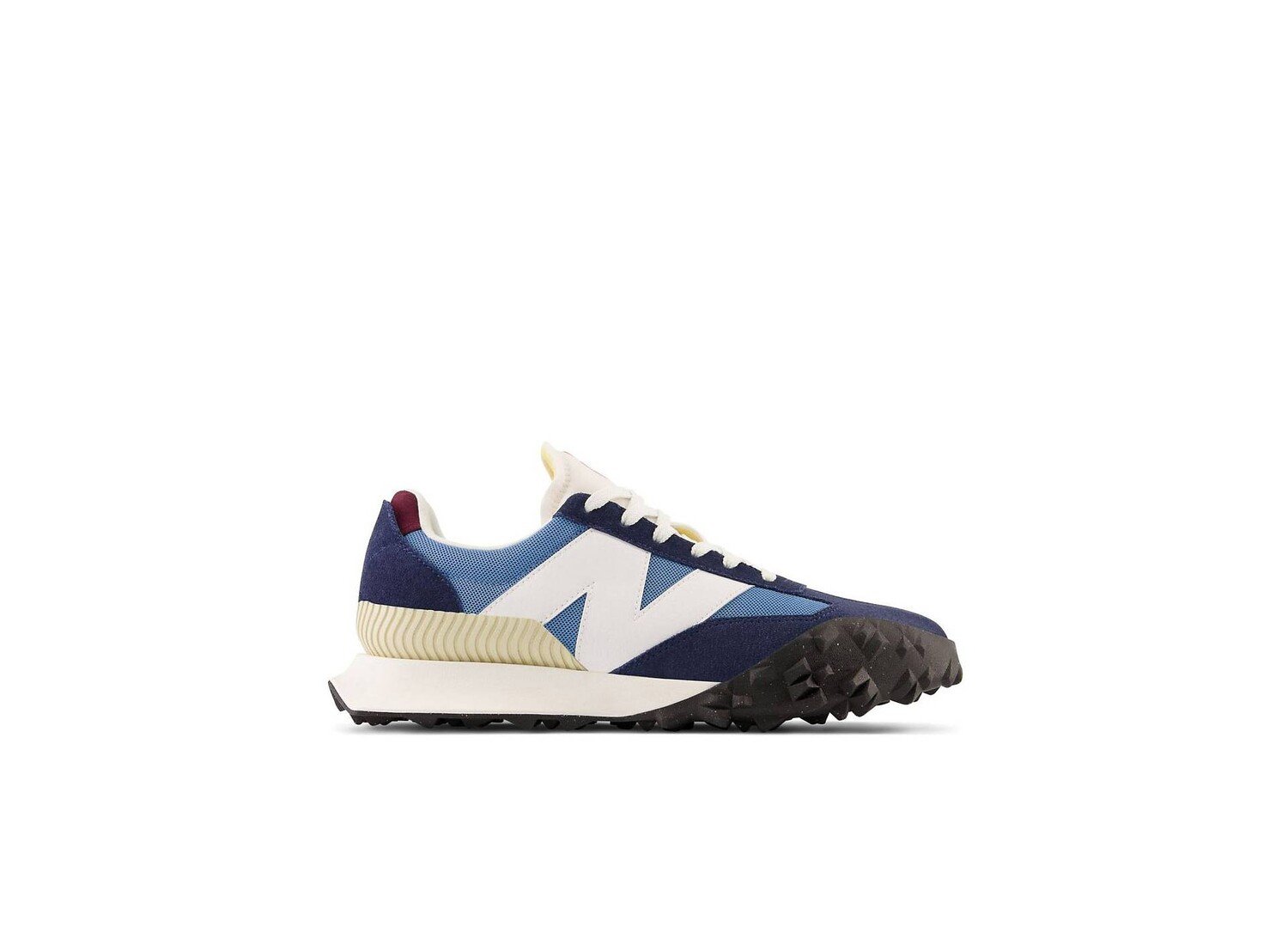 

Синие кроссовки New Balance XC72