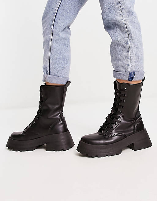

Черные массивные ботинки на шнуровке ASOS DESIGN Wide Fit Albany, Черный