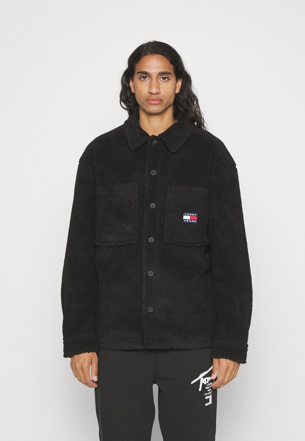 

Толстовка Tommy Jeans SOLID, черный