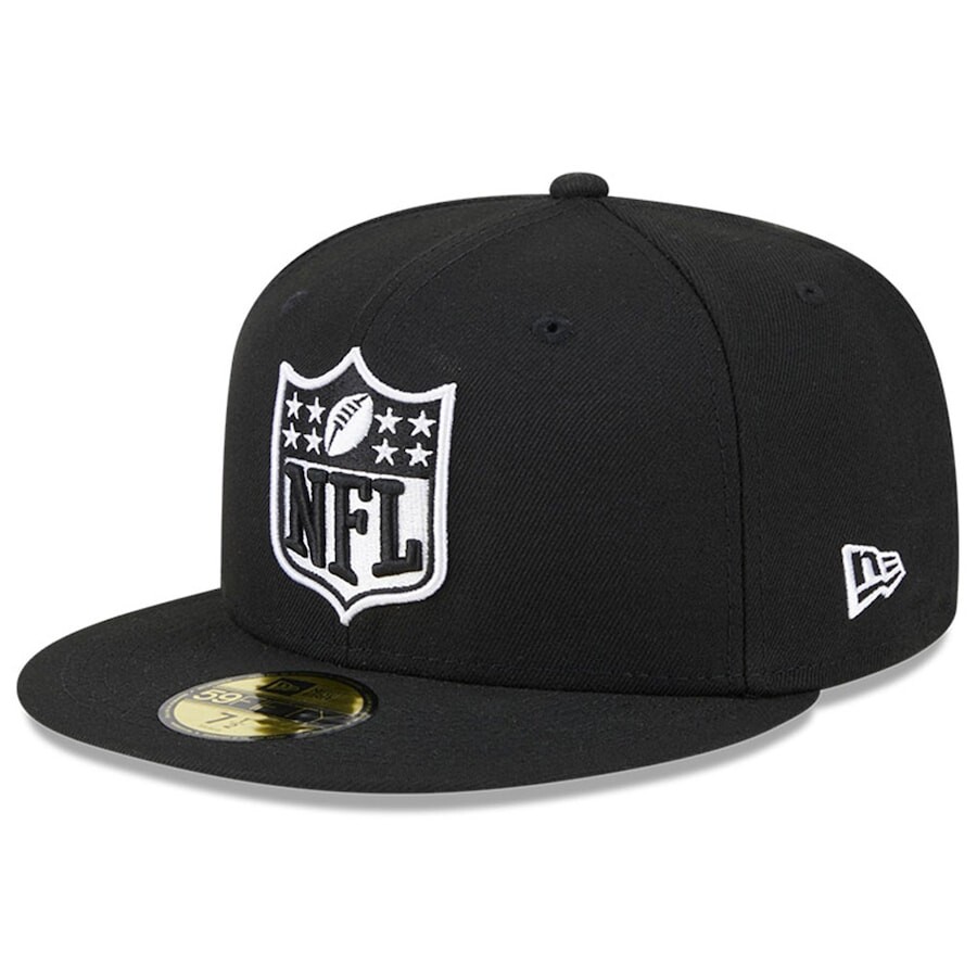 

Бейсболка New Era Shield Merchandise, черный