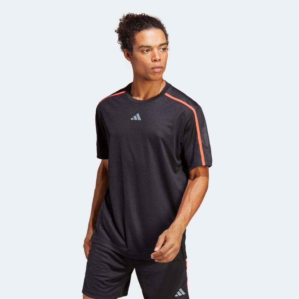 

Футболка Adidas IB7896, черный