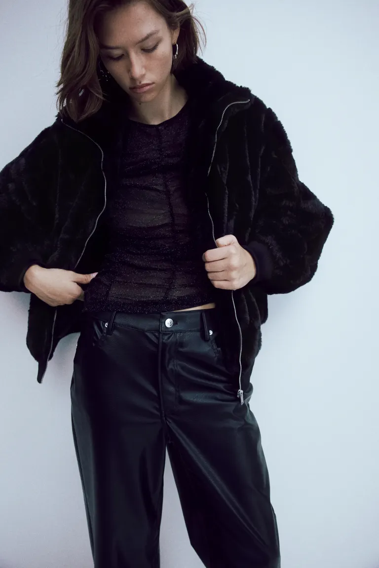 

Пушистая куртка H&M, черный
