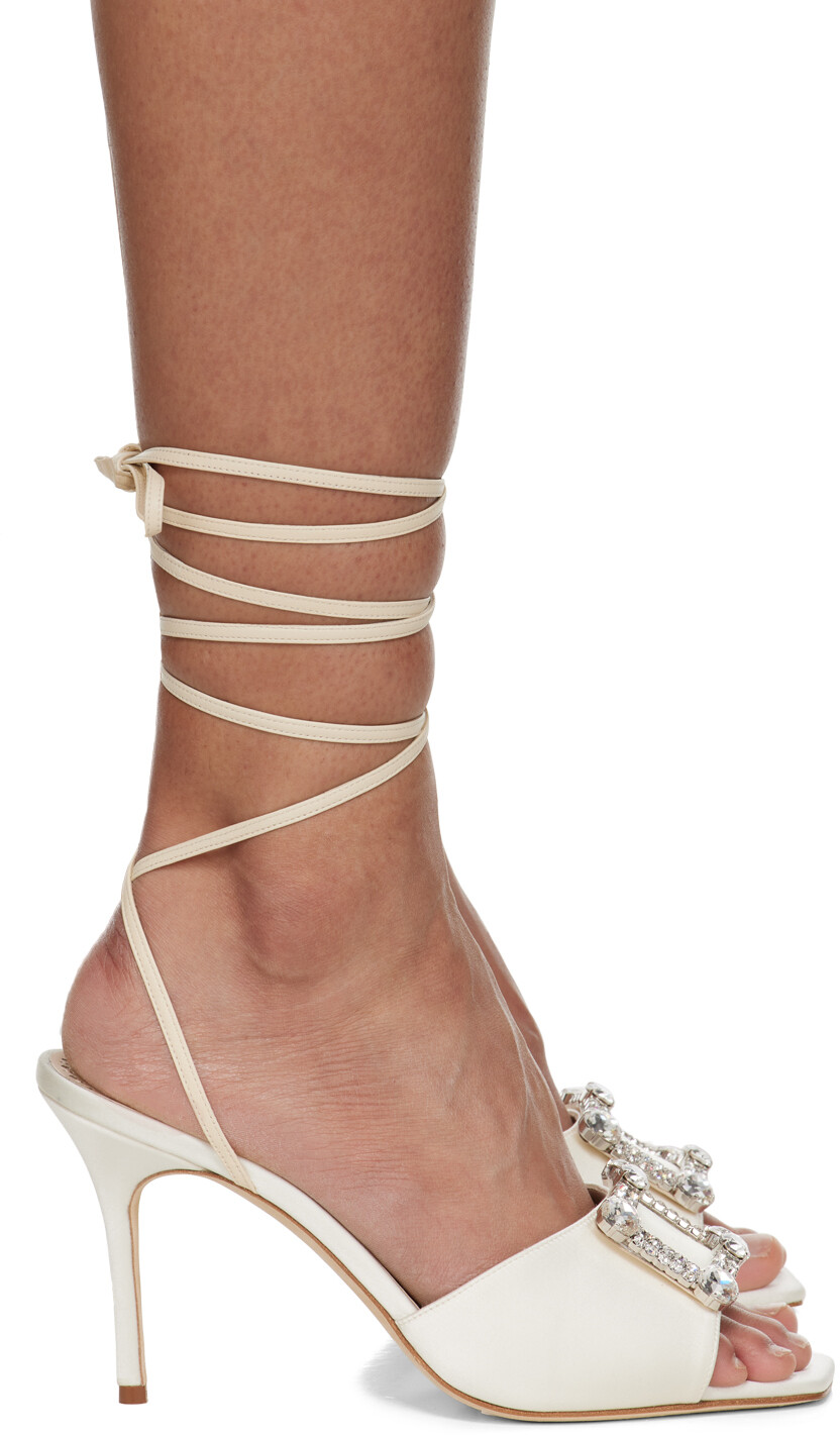 

Кремового цвета Атласные туфли на каблуке Lanole Pop Fabio Manolo Blahnik