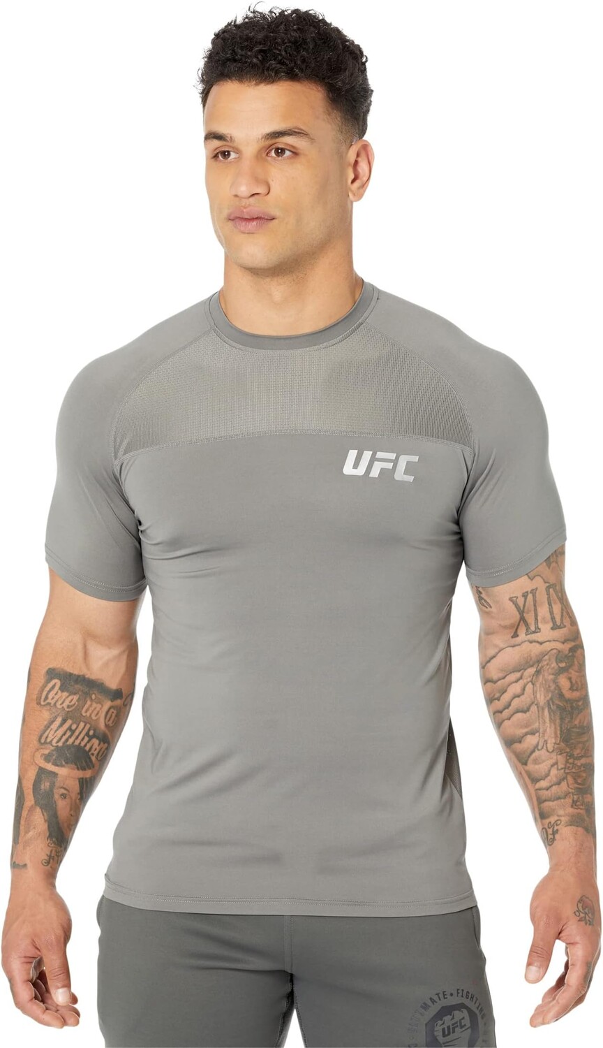 

Футболка с коротким рукавом и круглым вырезом UFC, цвет Pewter