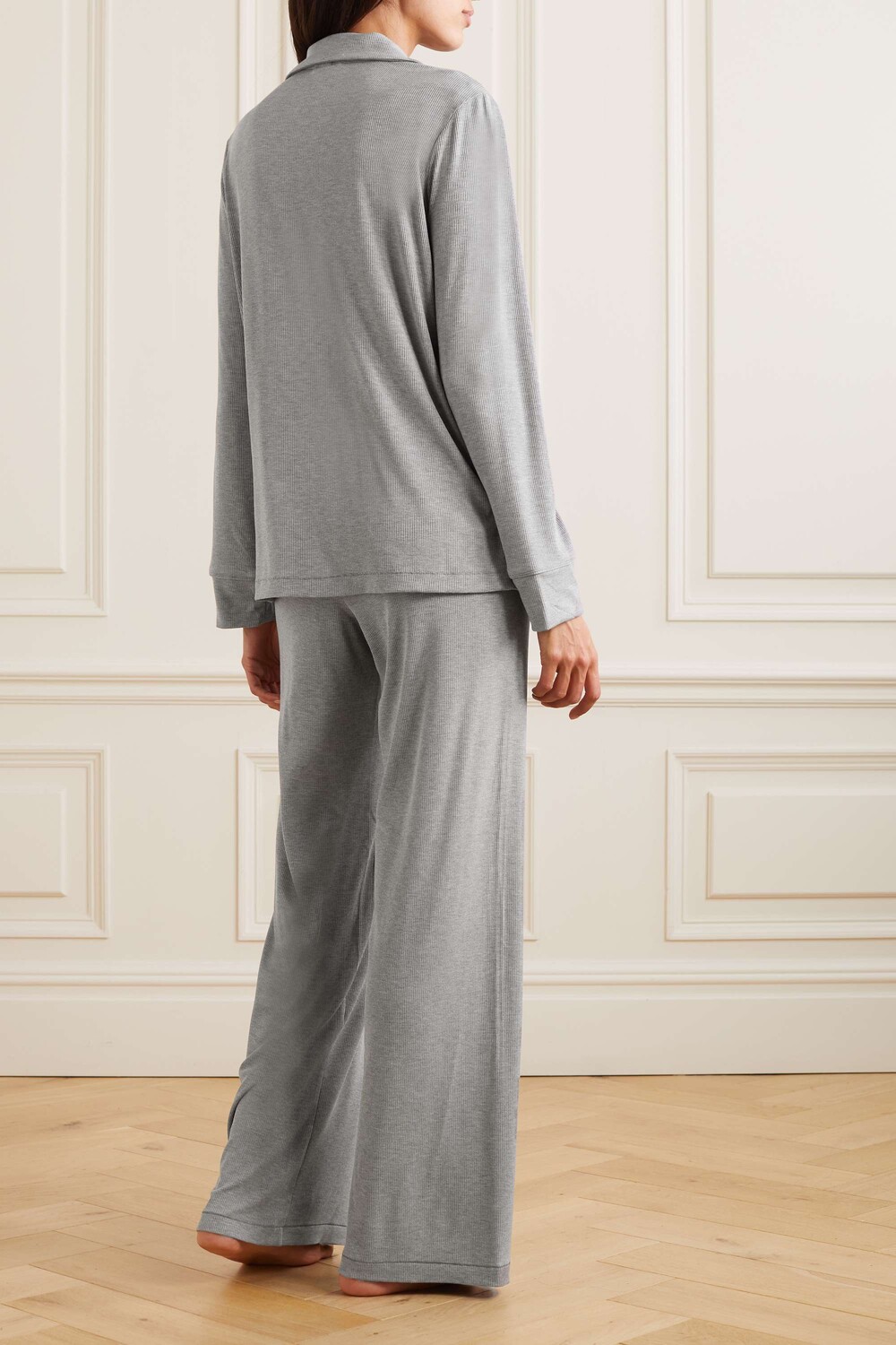 

SKIMS Набор для сна Soft Lounge Sleep Set - Heather Grey, серый