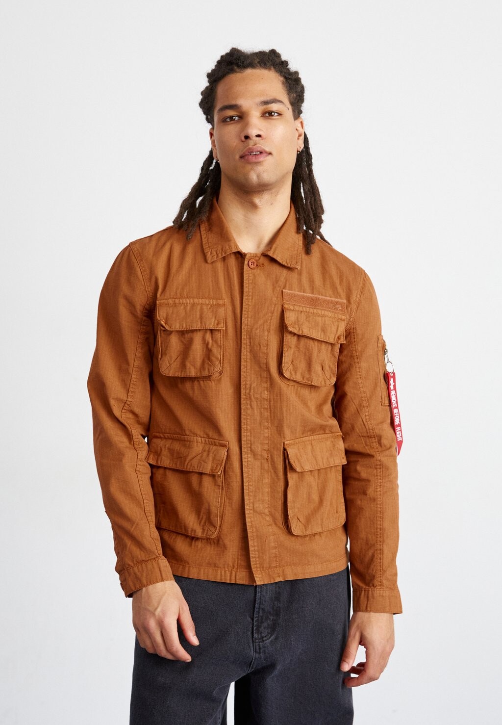 

Весенняя куртка Alpha Industries, коричневый