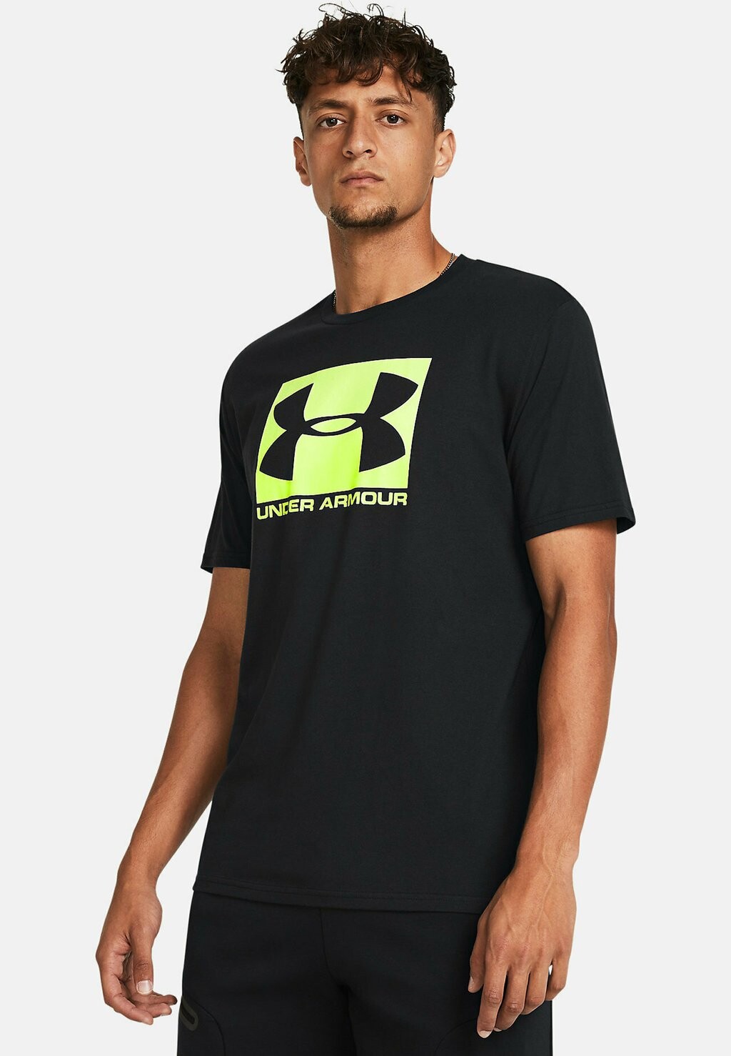 

Футболка с принтом BOXED SPORTSTYLE Under Armour, цвет black