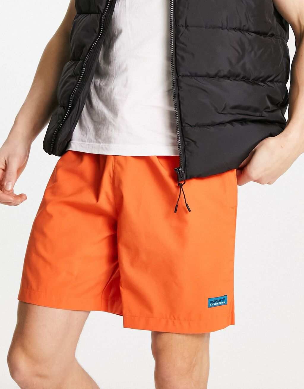 

Оранжевые тканые шорты с логотипом adidas Originals Adventure
