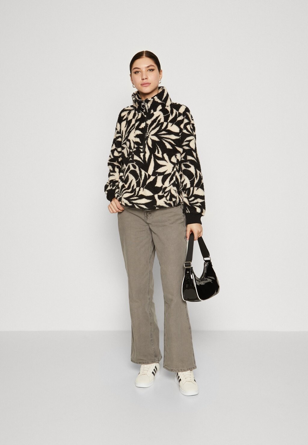 

Флисовый джемпер Billabong TIME OFF, цвет black/white