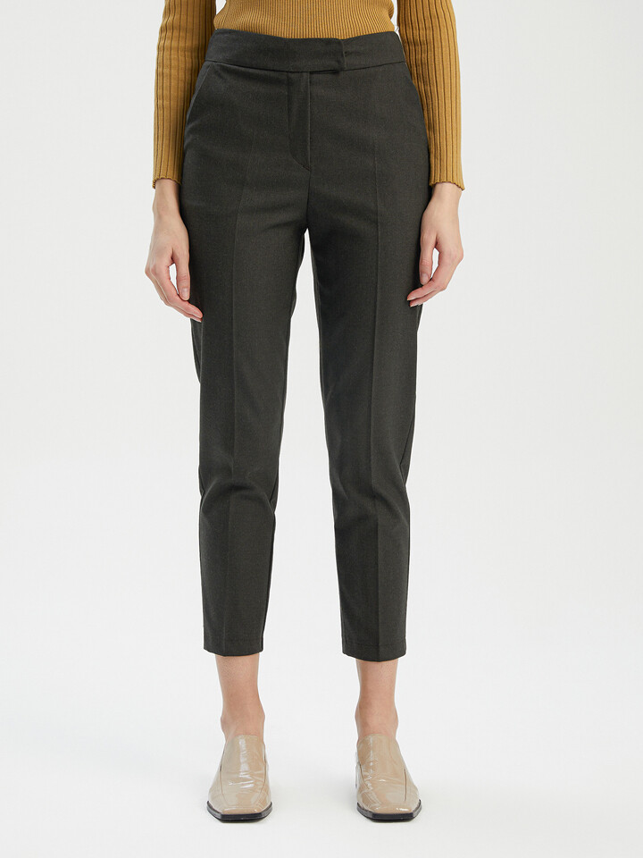 

Брюки BGN Chino, темно-зеленый