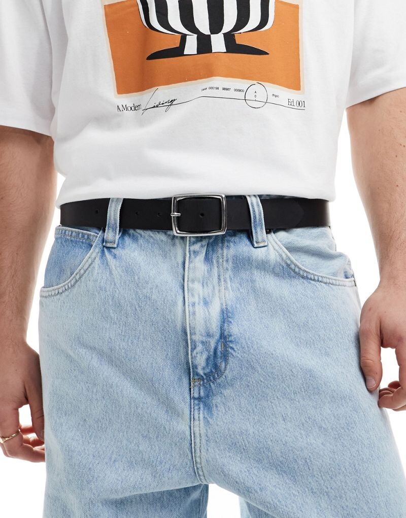 

Кожаный ремень ASOS DESIGN с квадратной пряжкой серебристого и черного цвета