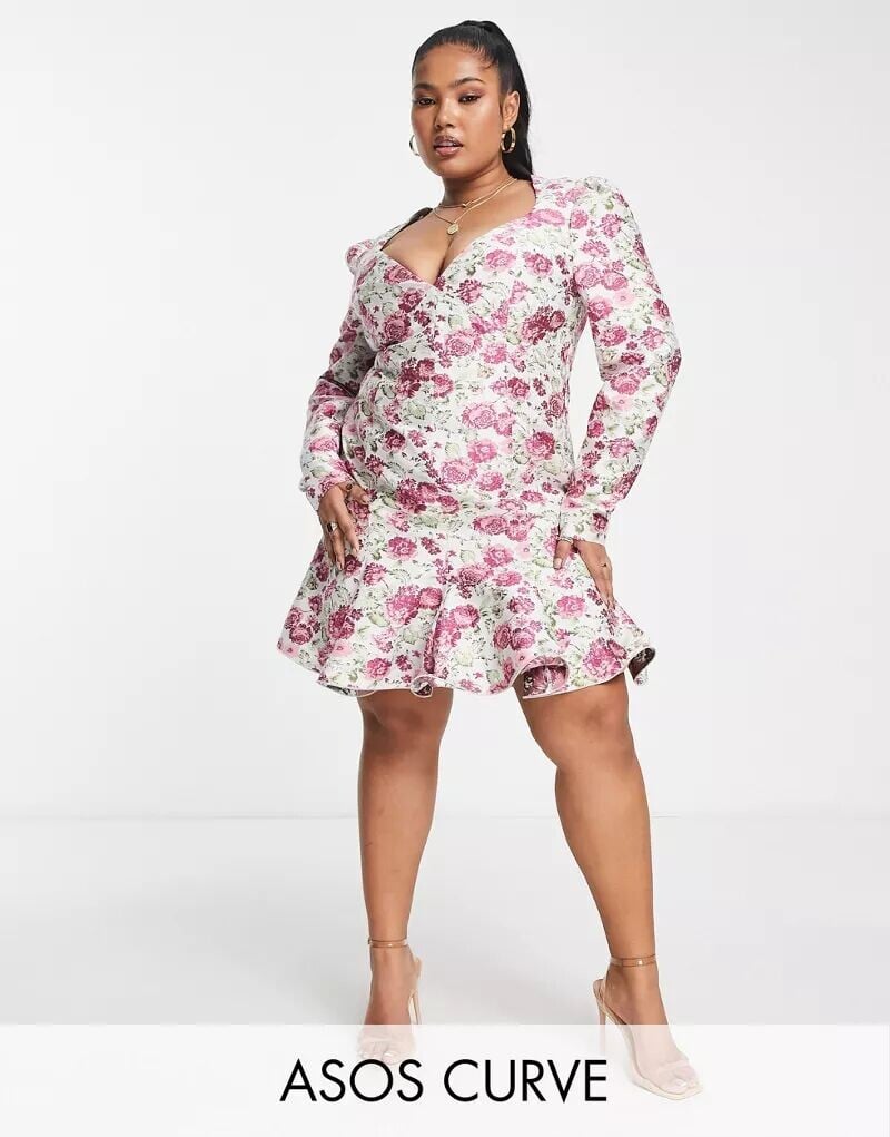 

Жаккардовое платье мини с длинными рукавами и длинными рукавами ASOS Curve Curve