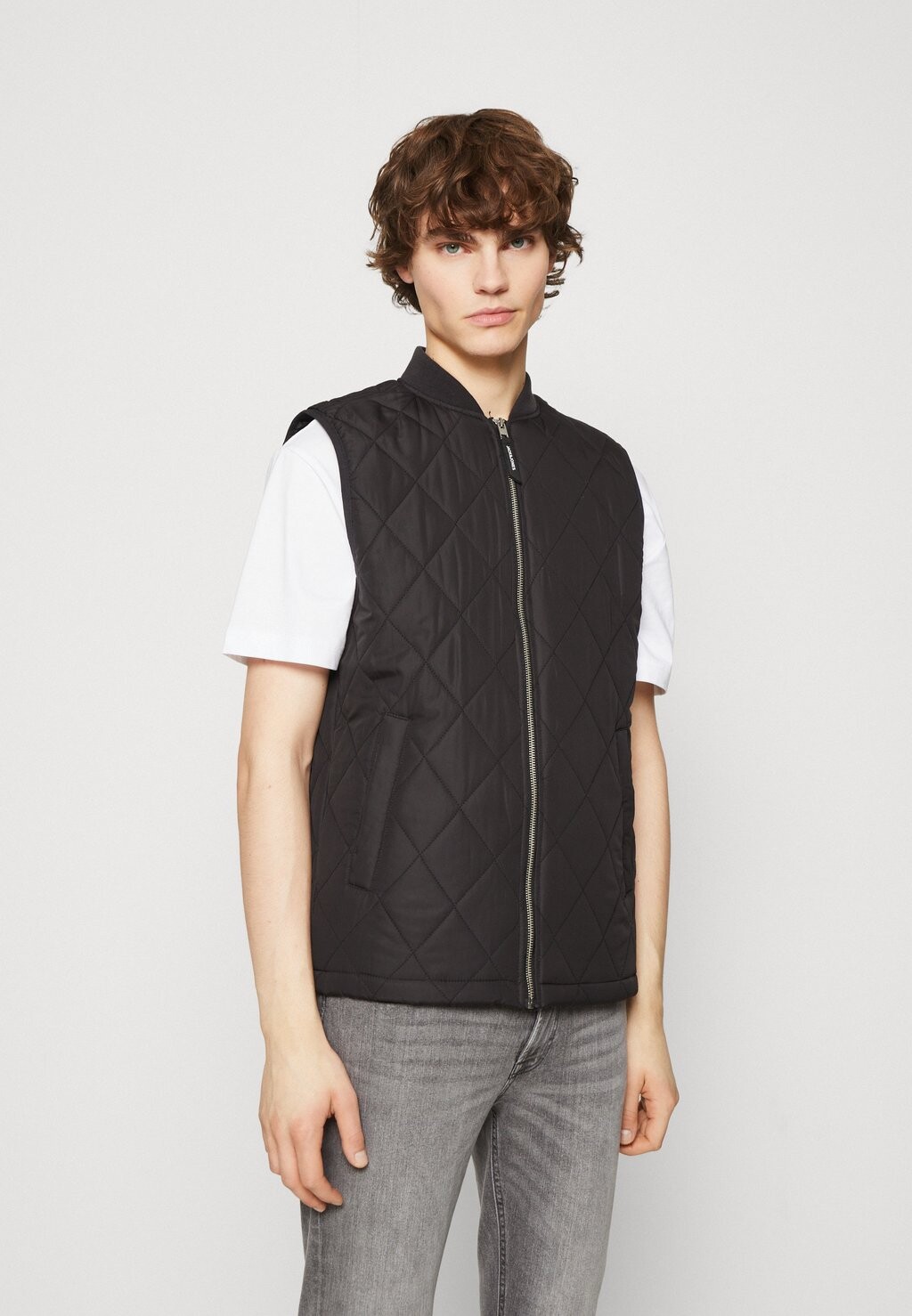 

Жилет Jack & Jones
