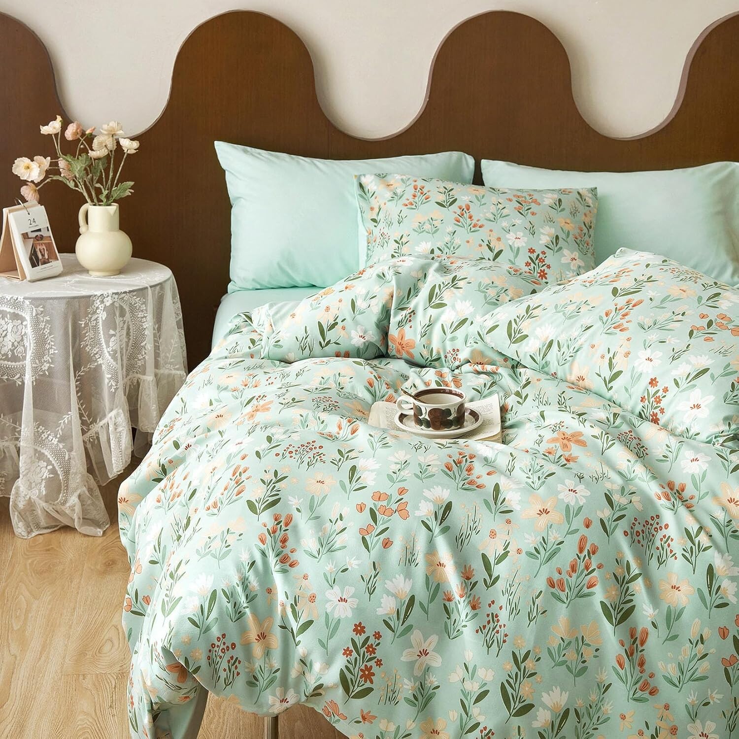 

Wake In Cloud — комплект одеял с цветочным принтом, ботанический цветок Cottagecore Shabby Chic Aesthetic для женщин и девочек-подростков, мягкое легкое постельное белье для общежития, 3 предмета, голубой цвет, размер королевы