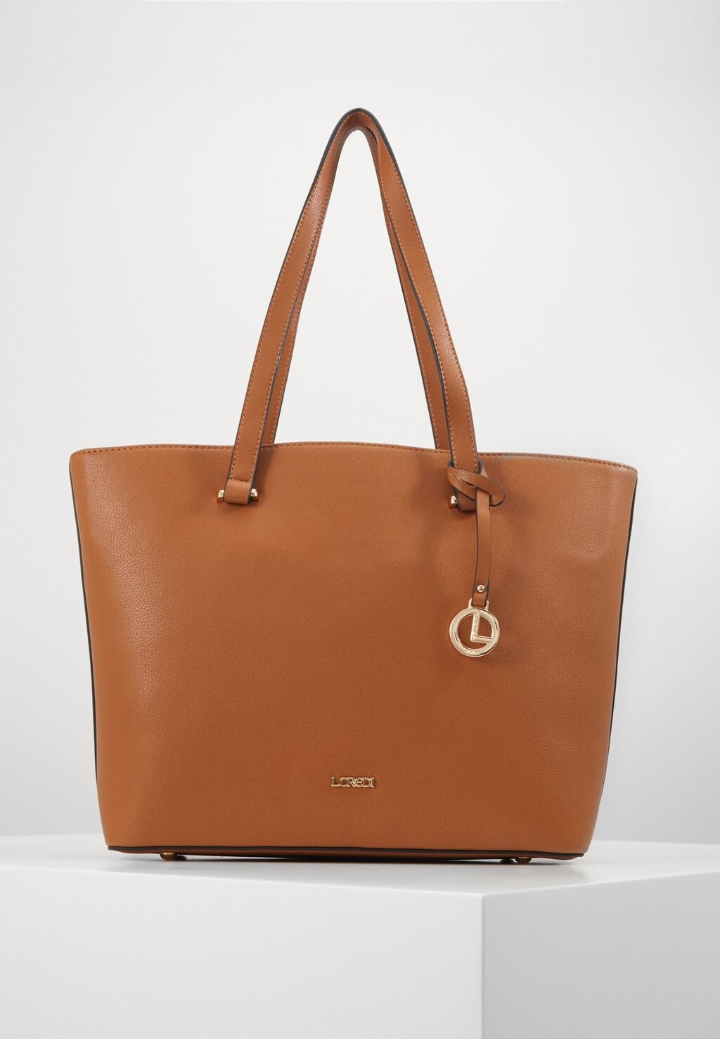 

Сумка FILIPPA L.CREDI, цвет cognac