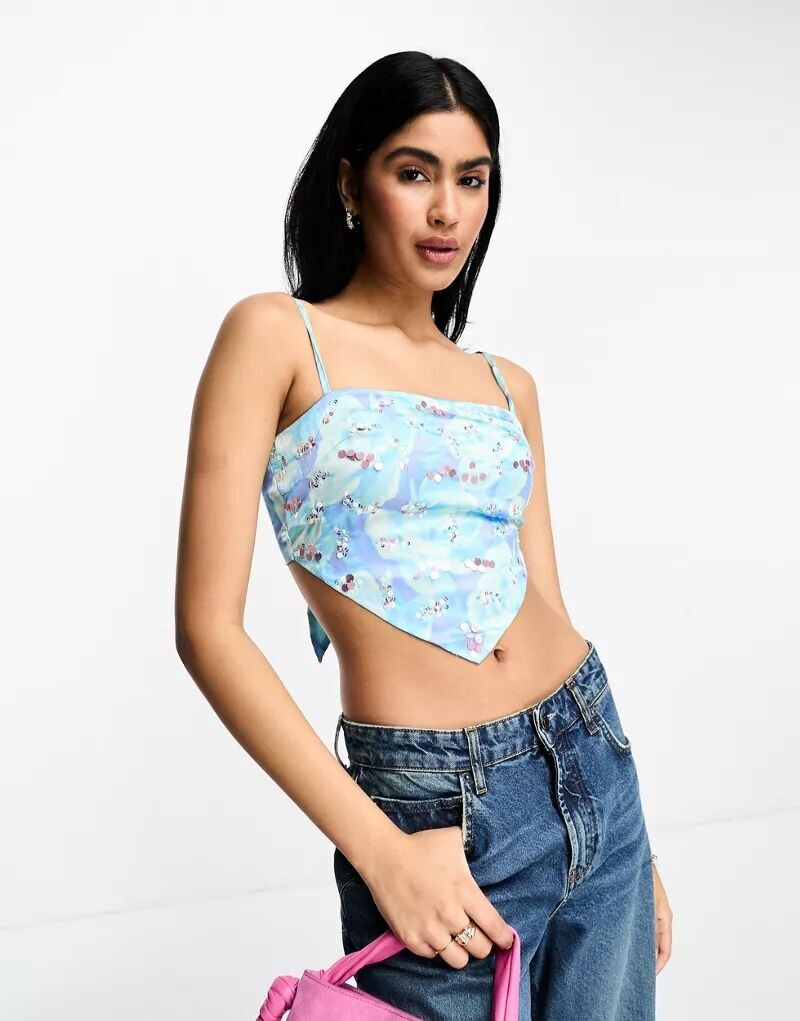 

Праздничный топ ASOS с платком по краю с принтом роз и деталями из пайеток