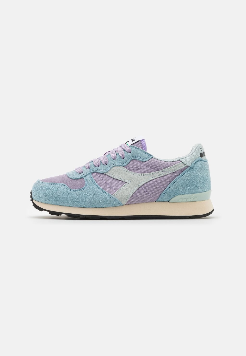 

Кроссовки Diadora