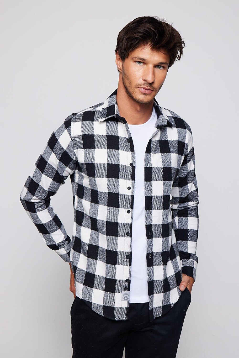 

Мужская рубашка Lumberjack Slim Fit узкого кроя в клетку со спортивным воротником TUDORS, смешанный