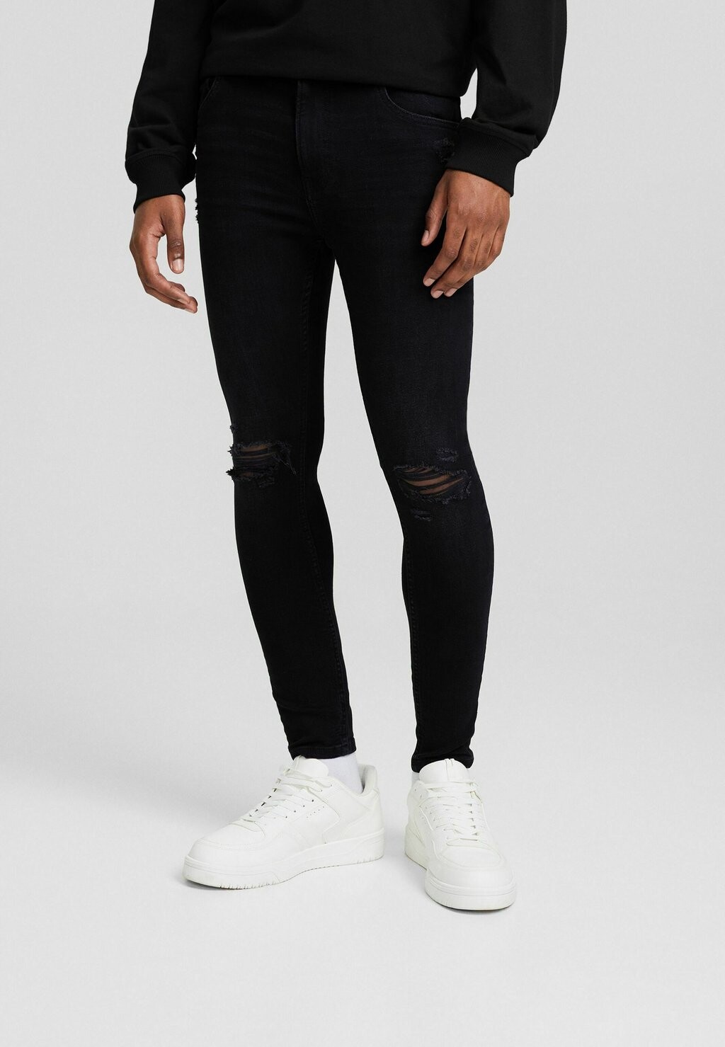 

Джинсы скинни Bershka