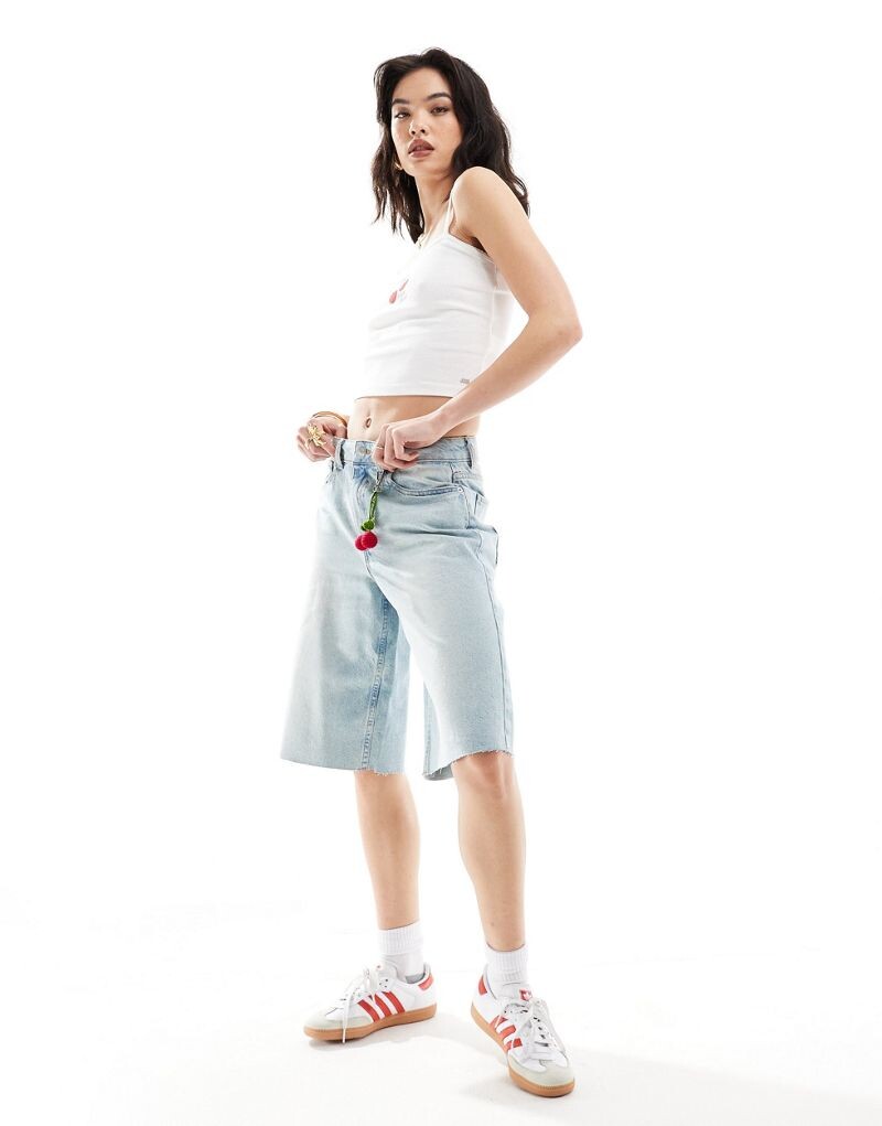 

Длинные мешковатые джинсовые шорты ASOS DESIGN