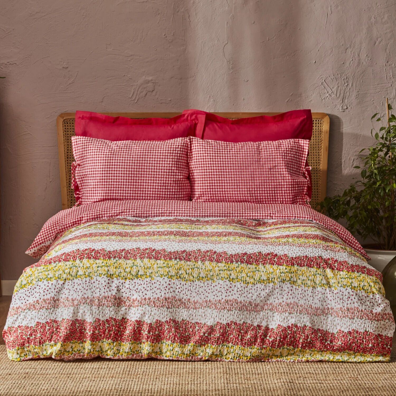 

Комплект постельного белья Karaca Home Pari Noniron, красный