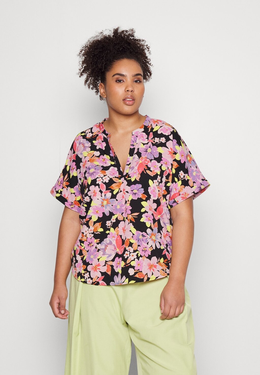 

Блузка Vero Moda