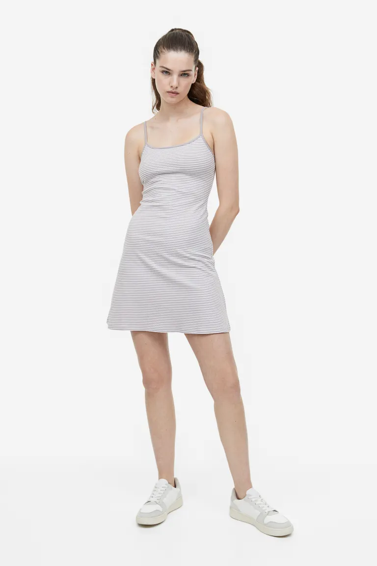 

Платье из джерси с расклешенной юбкой H&M, серый