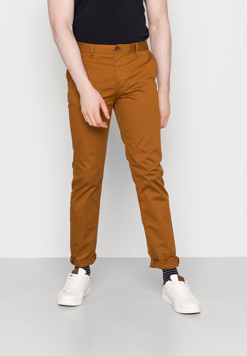

Чиносы STUART CLASSIC REGULAR FIT Scotch & Soda, коричневый