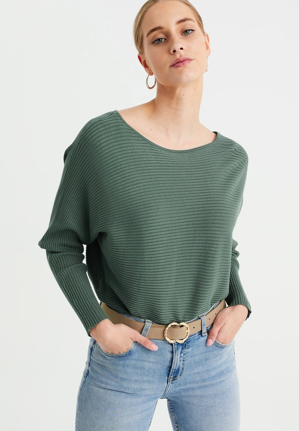 

Свитер WE Fashion