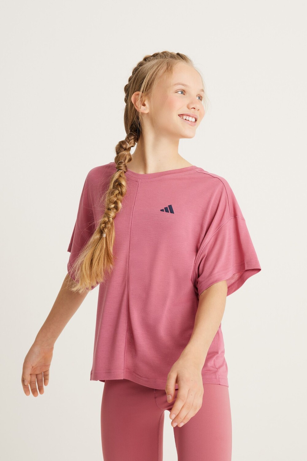 

Футболка Junior Yoga AEROREADY свободного кроя adidas, розовый
