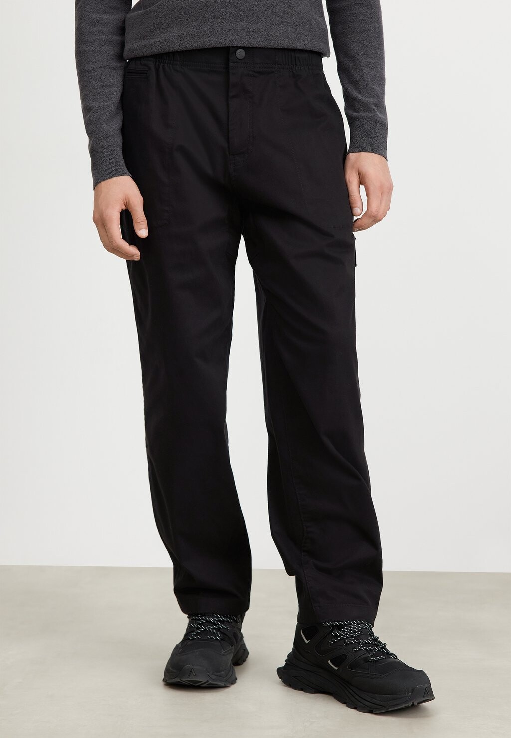 

Брюки Badge Trim Pant Calvin Klein Jeans, черный