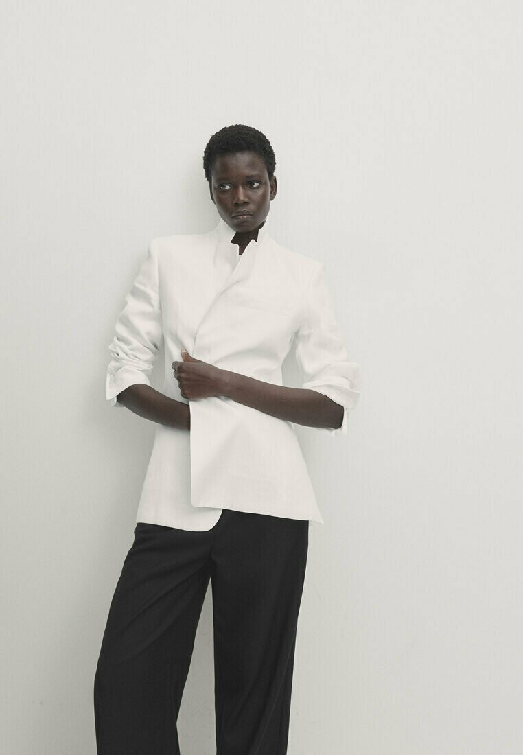 

Блейзер Massimo Dutti, цвет white