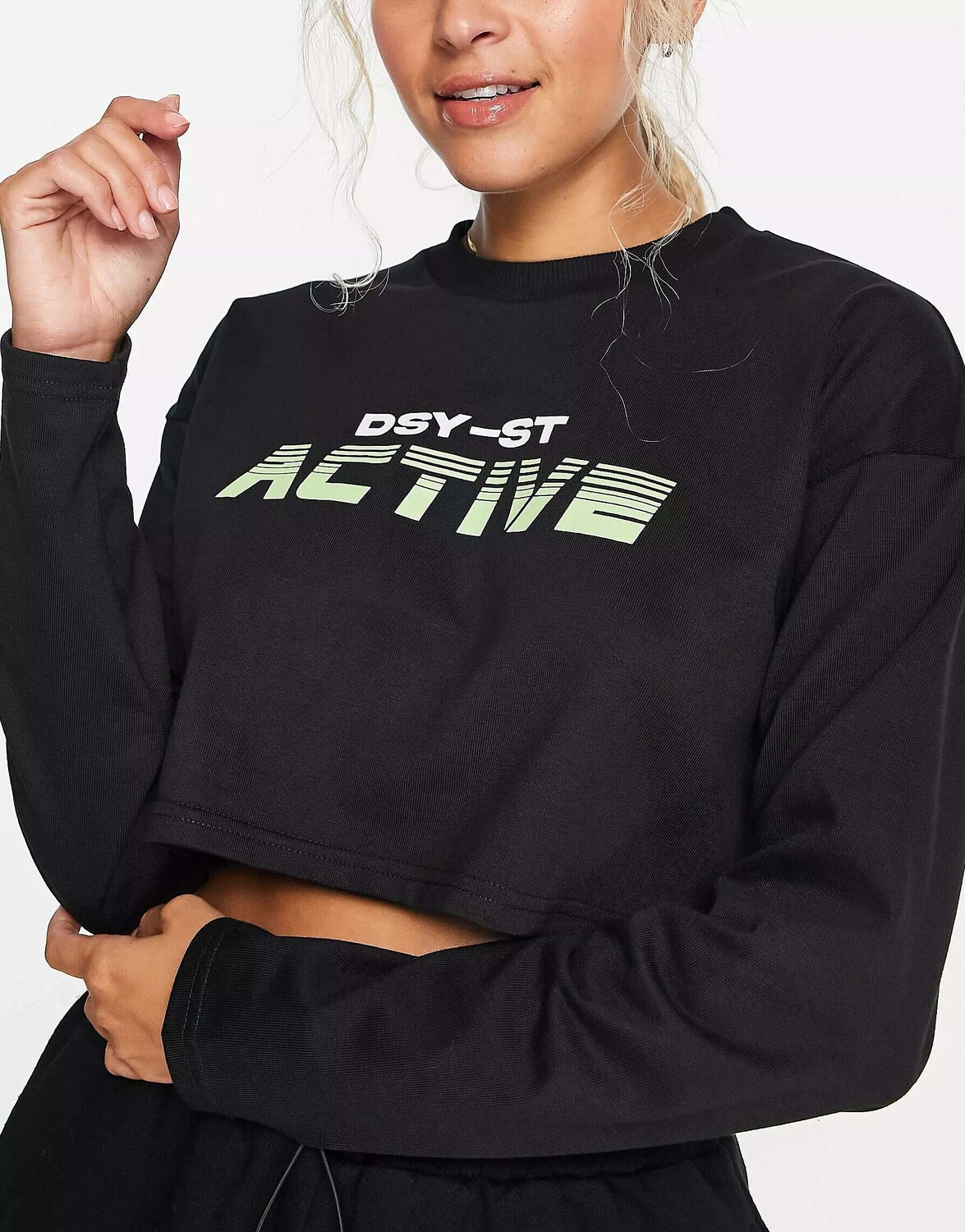 

Черный укороченный топ с длинными рукавами Daisy Street Active Neon