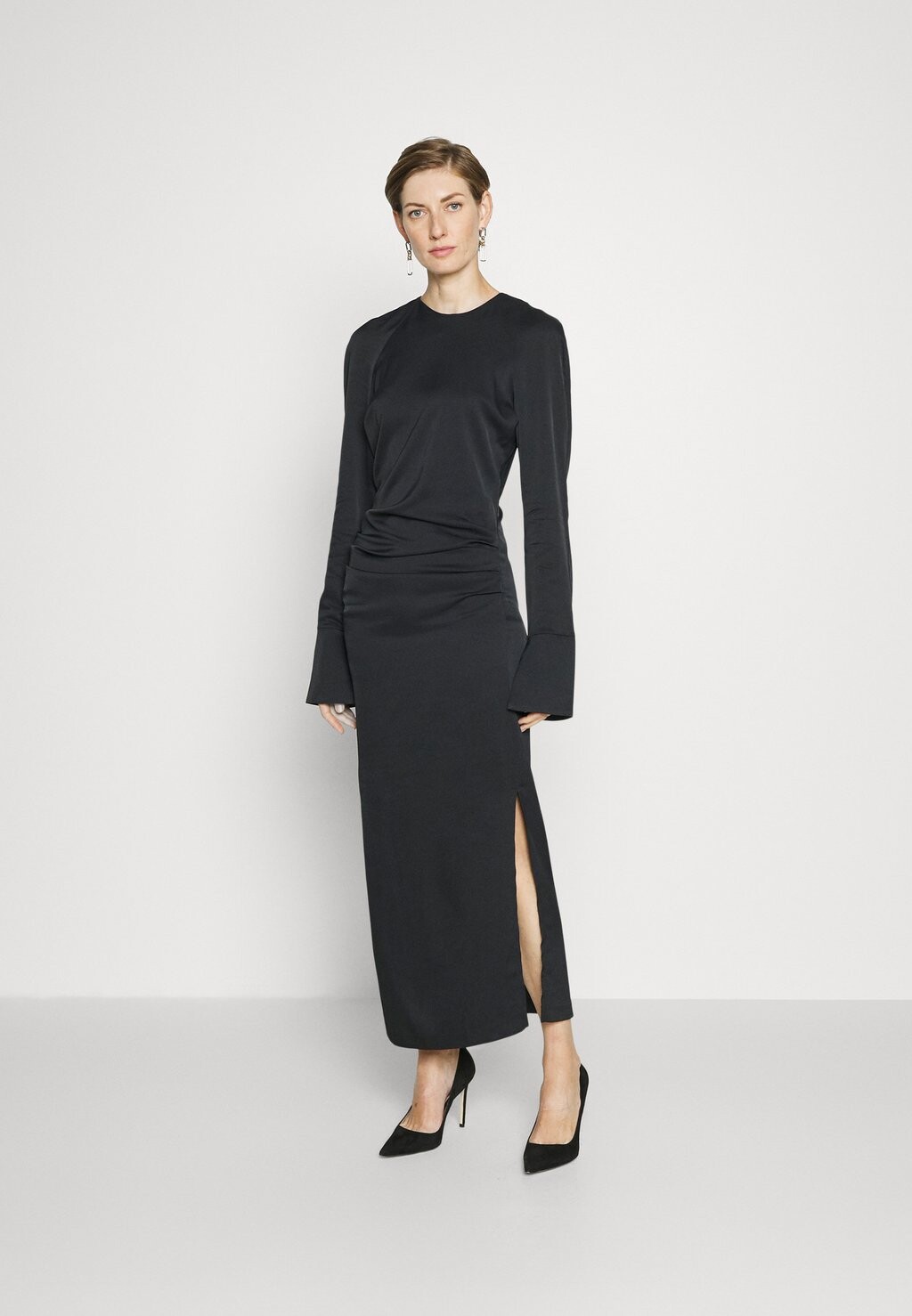 

Элегантное платье Gathers Longsleeves Dress Elleme, черный