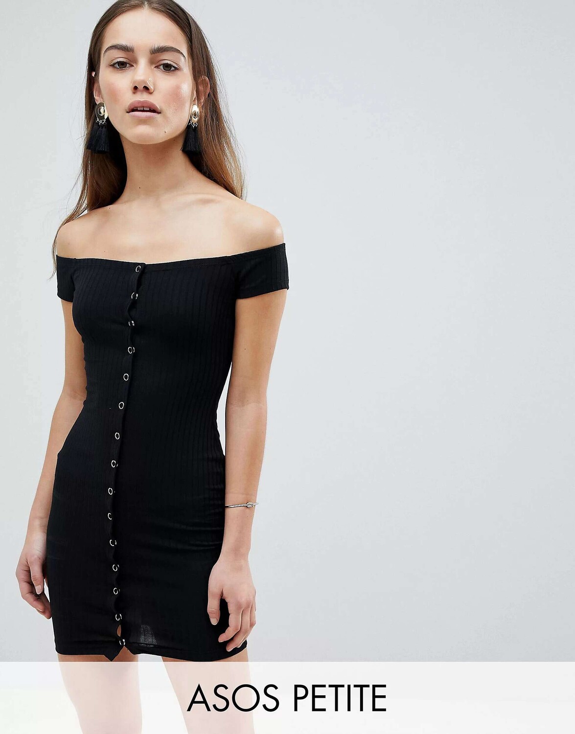 

Платье New Look в рубчик с открытыми плечами
