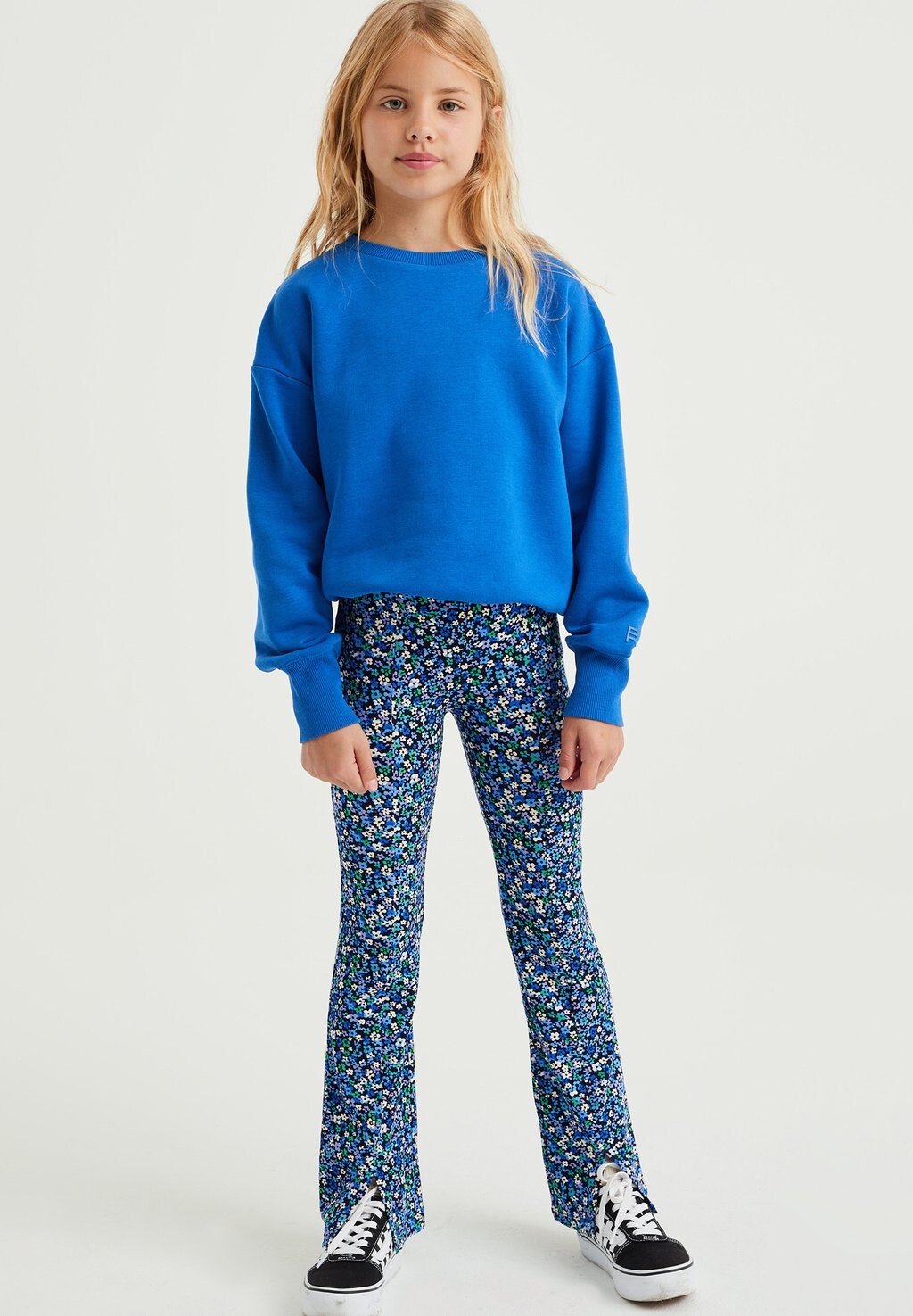 

Брюки Met Dessin WE Fashion, синий
