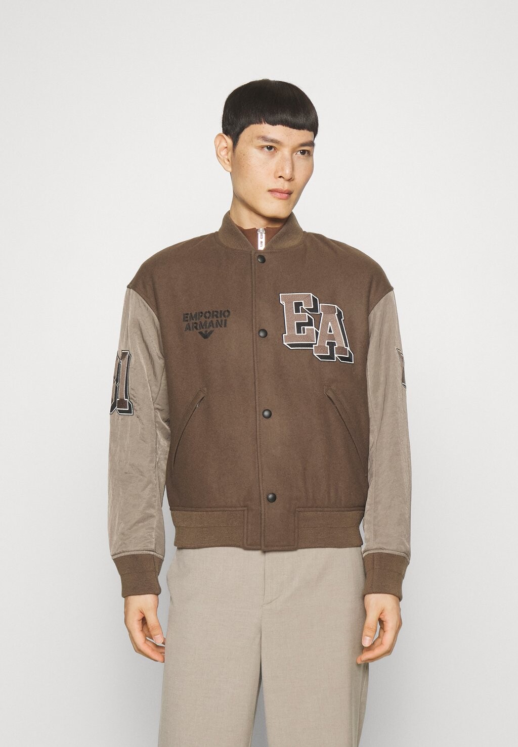

Куртка-бомбер Blouson Emporio Armani, цвет morel/nero
