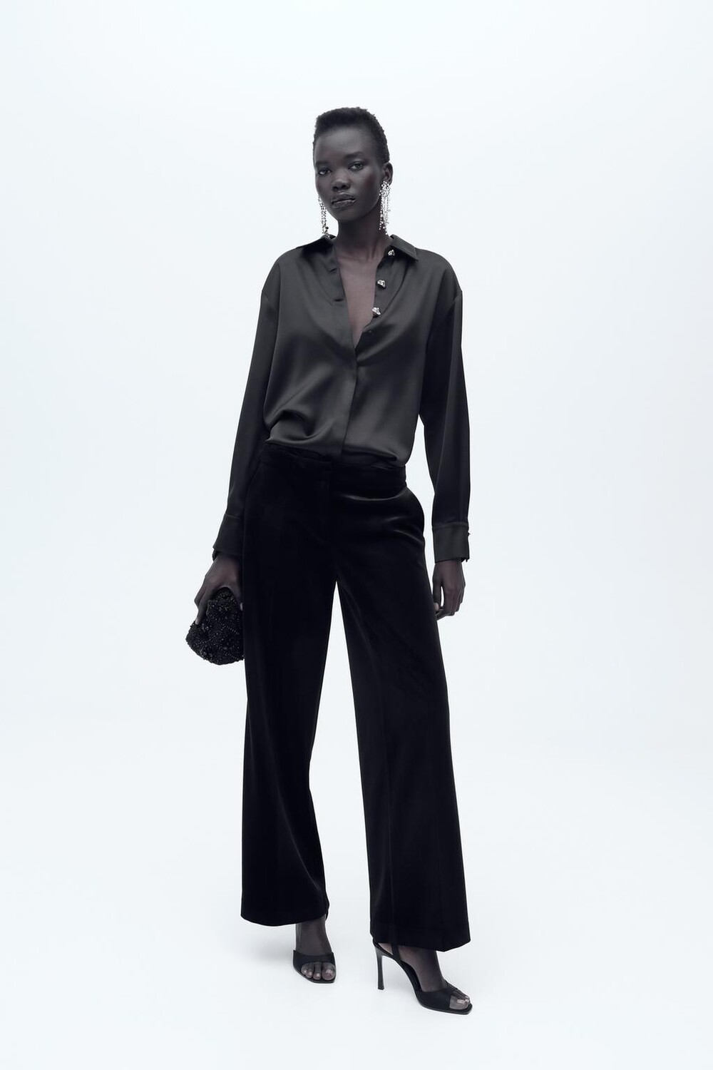 

Атласная рубашка с золотыми пуговицами ZARA, черный