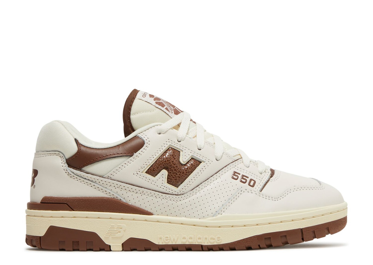 Кроссовки New Balance Aimé Leon Dore X 550 'Brown', белый цена и фото