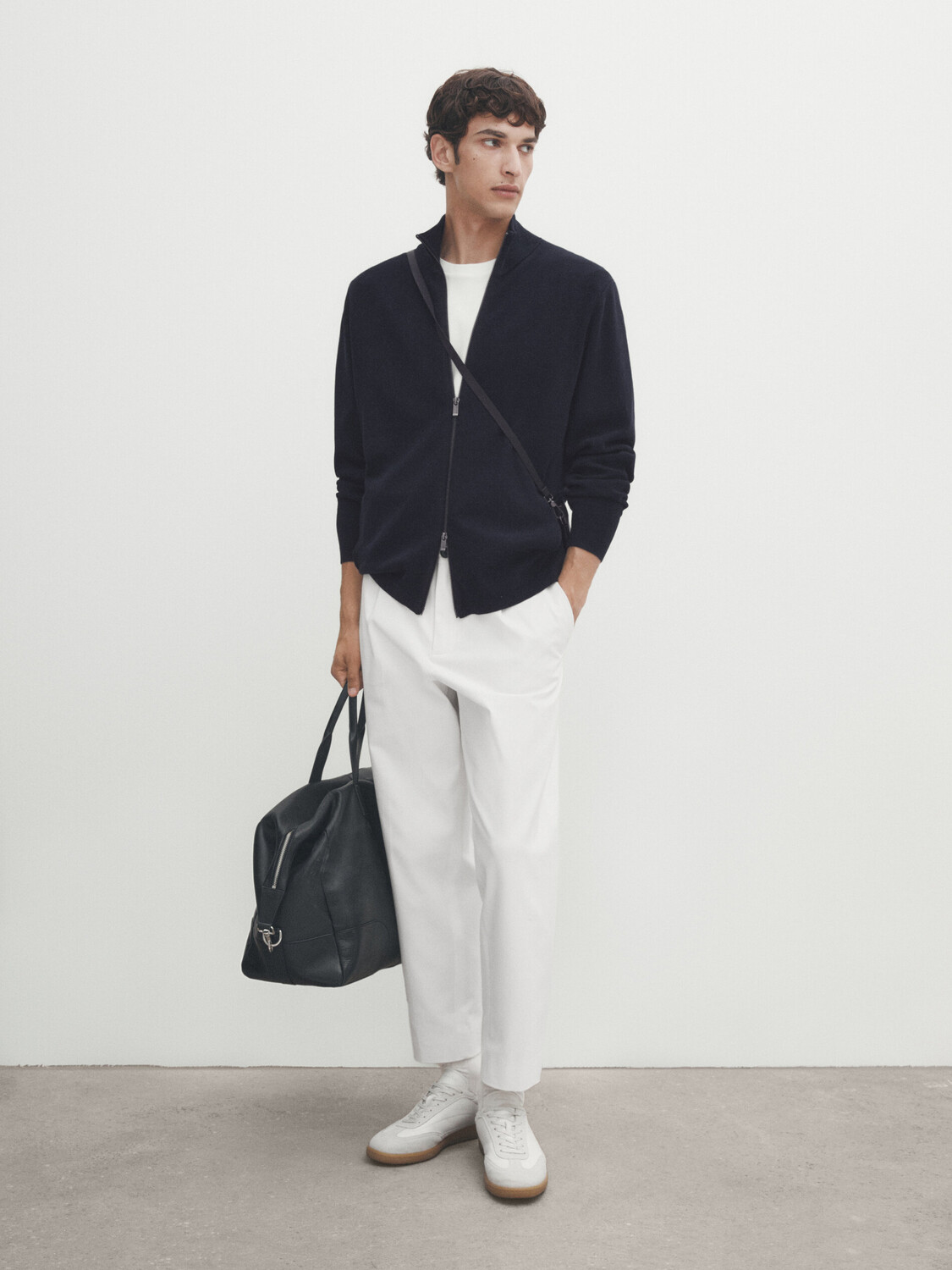 

Трикотажный кардиган milano с вырезом и молнией Massimo Dutti, темно-синий