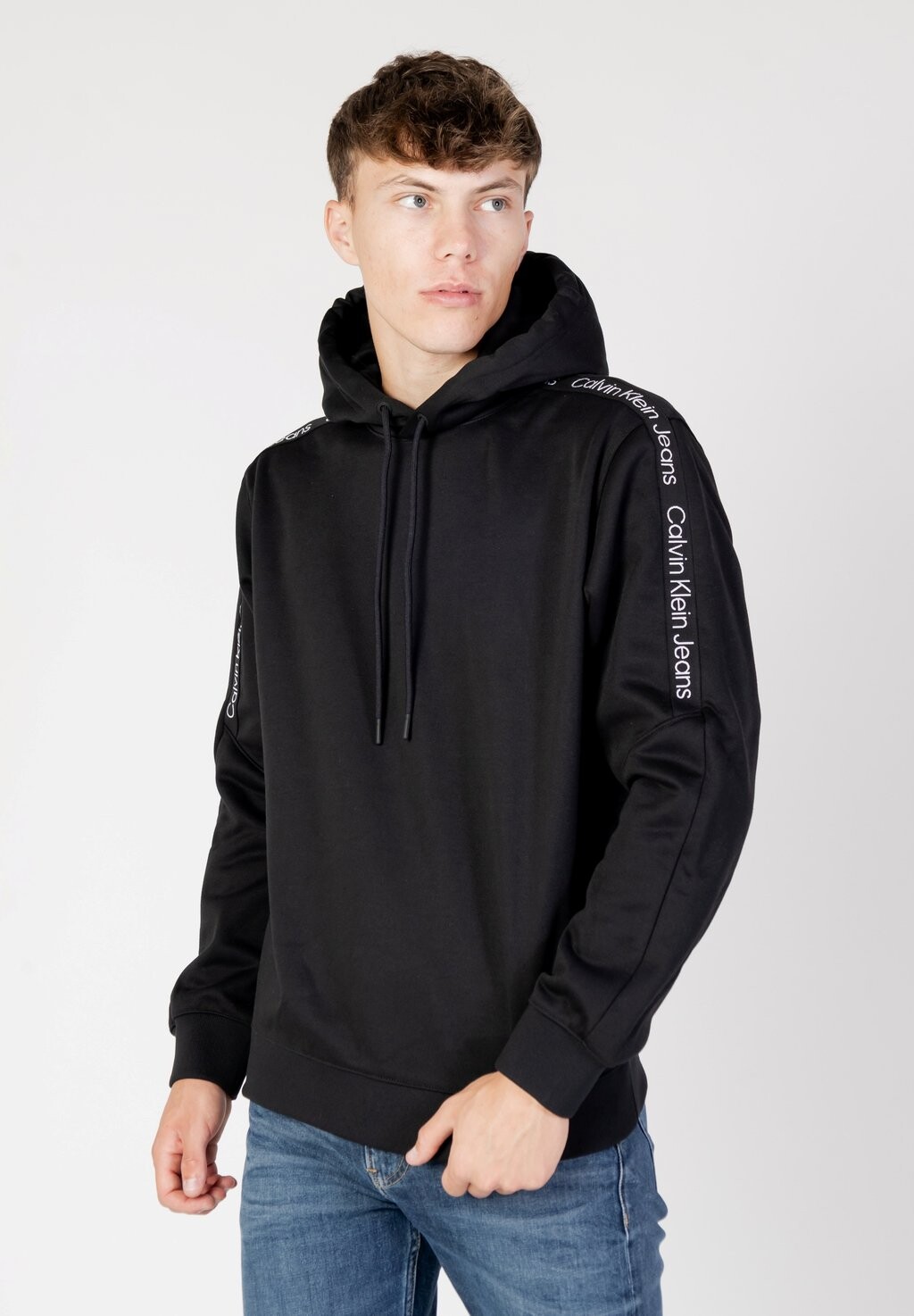 

Толстовка Logo Tape J30J323429 Calvin Klein Jeans, черный