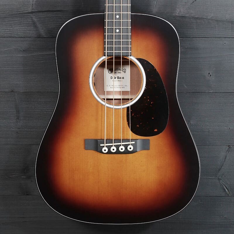 

Басс гитара Martin D JrA-10e Sunburst Bass w/ Electronics - New Model