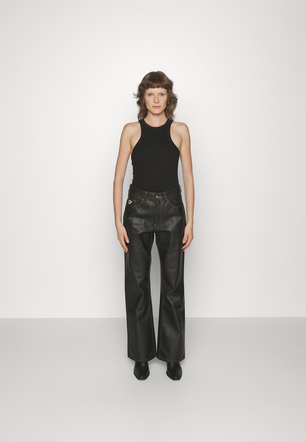 

Брюки Ninette LOIS Jeans, черный