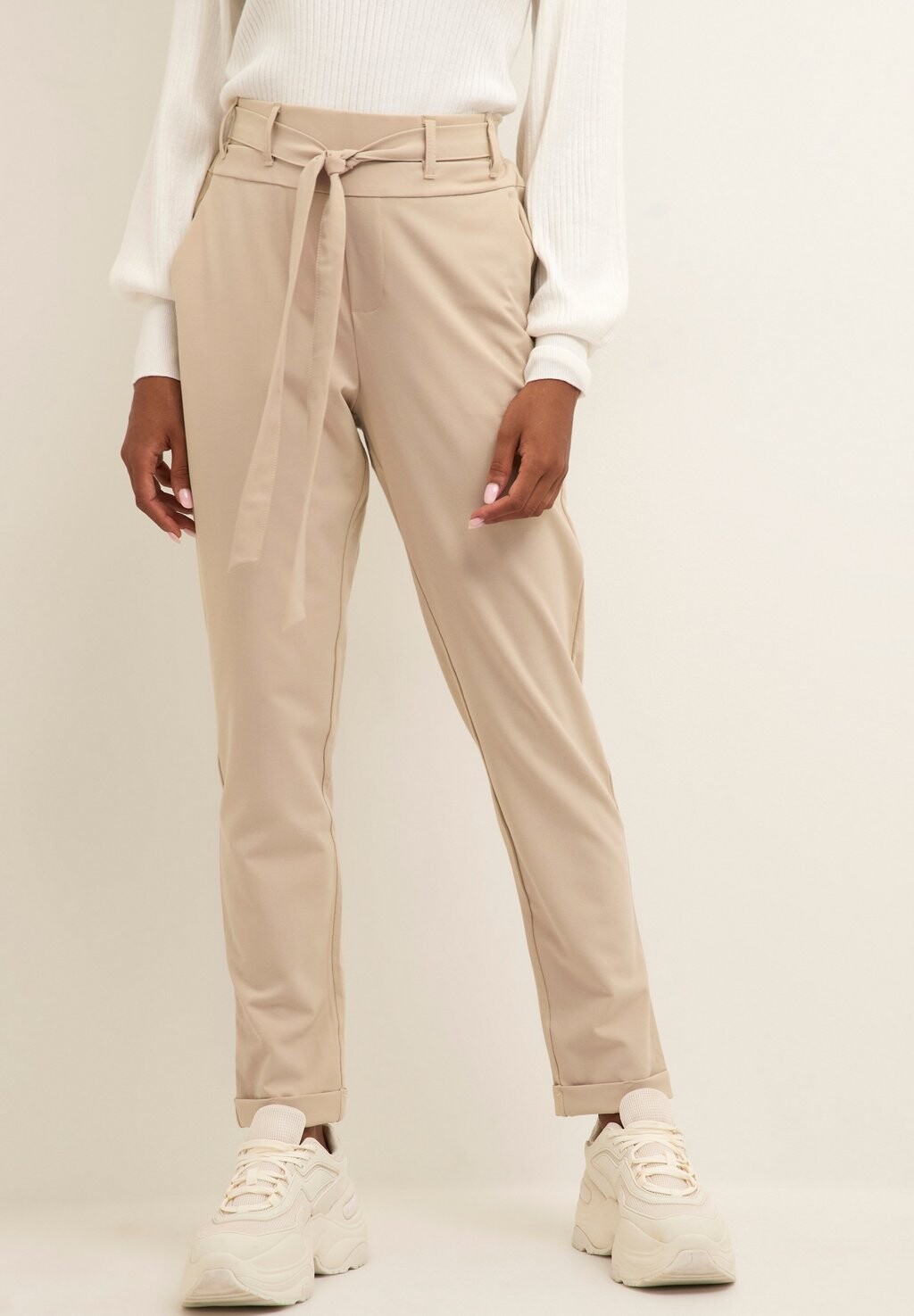 

Брюки Kaffe Jillian Belt Pants, серый перо