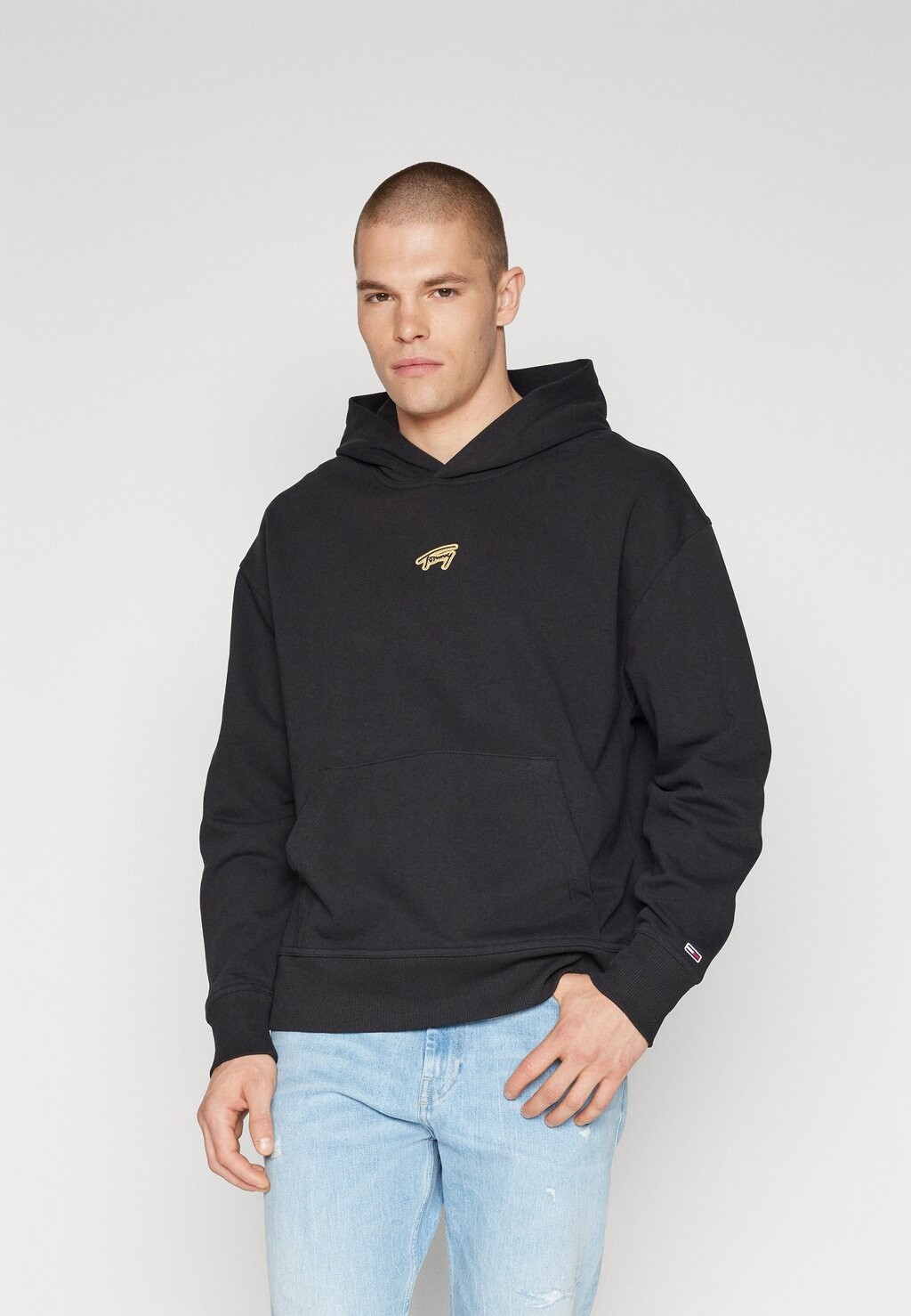 

Толстовка Tommy Jeans TJM RLX SIGNATURE, черный