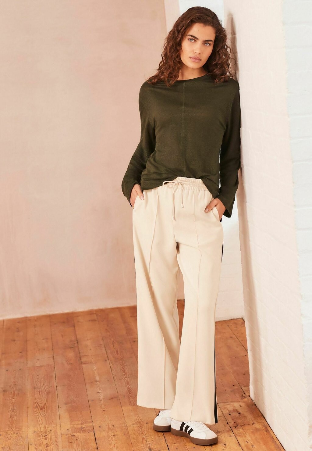 

Топ с длинными рукавами CREW Next, цвет khaki green