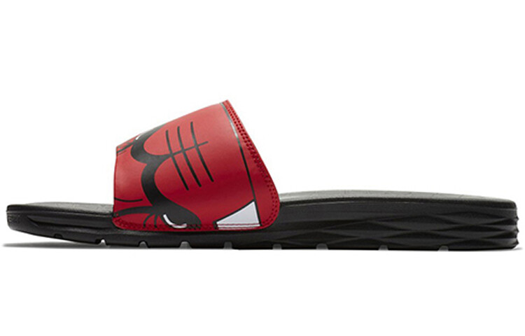 

Nike Benassi Solarsoft Nba University Красный/Бело-Черный