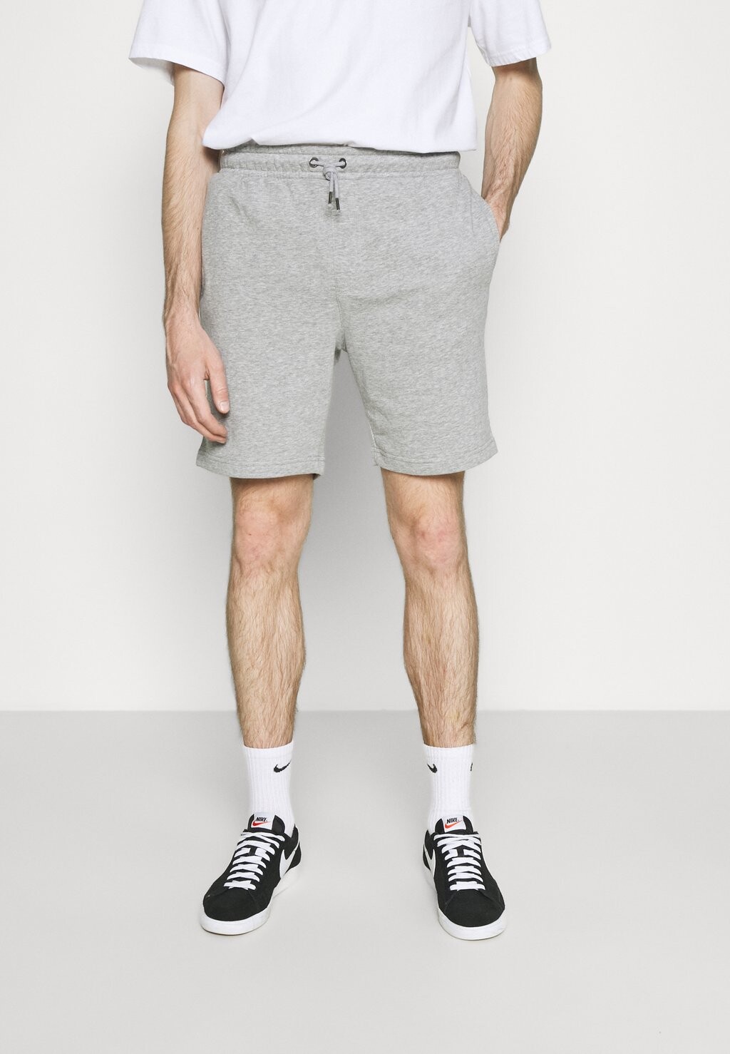 

Шорты Tarley Brave Soul, цвет light grey marl