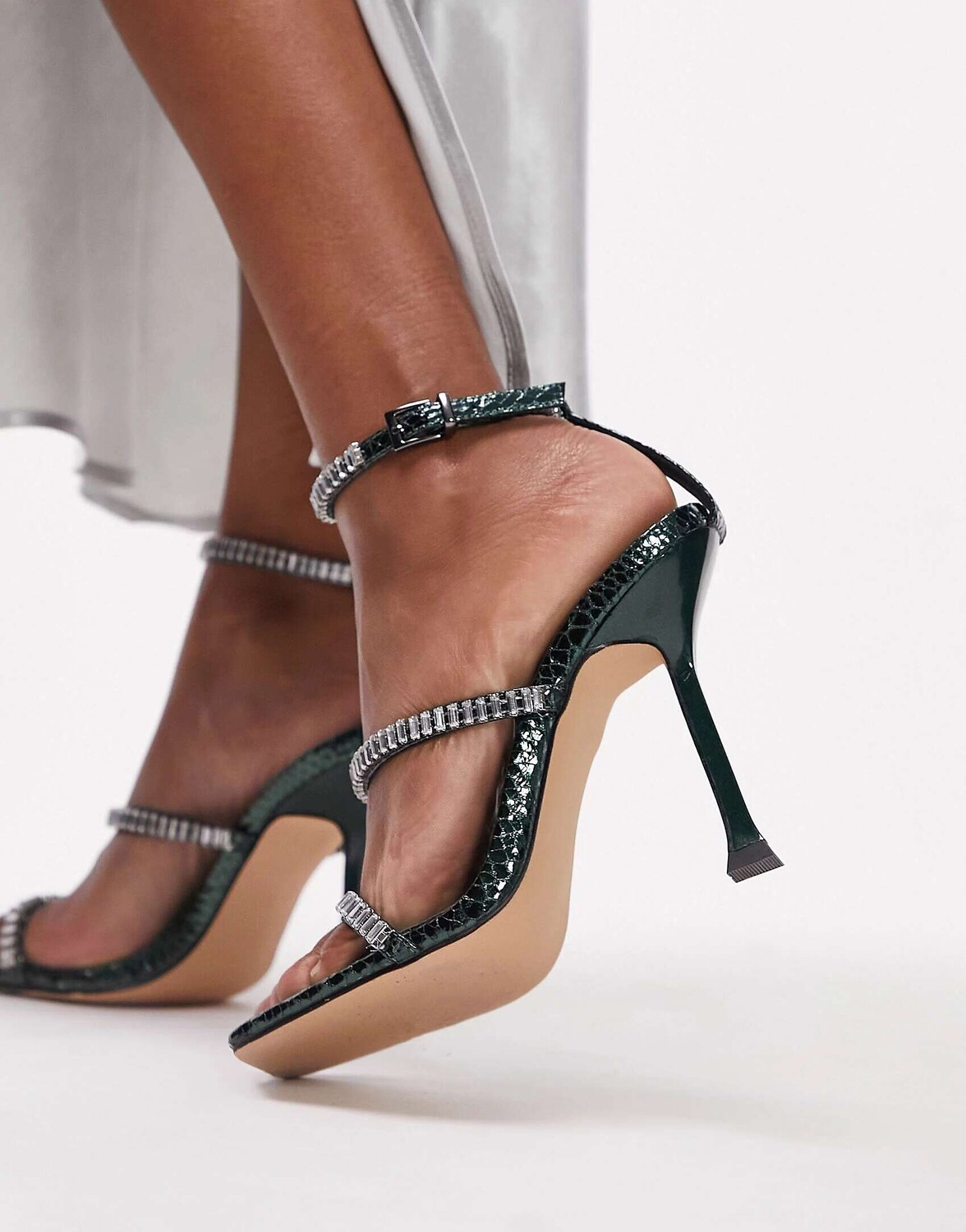 

Зеленые сандалии Topshop Wide Fit Sadie с отделкой диаментами